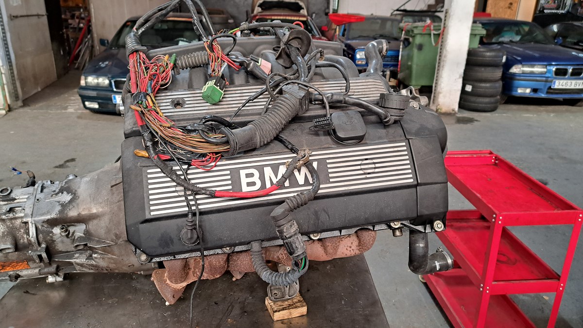 bmw e30 carburacion swap m52 e36