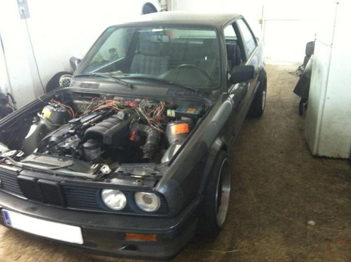 BMW E30 M52 swap