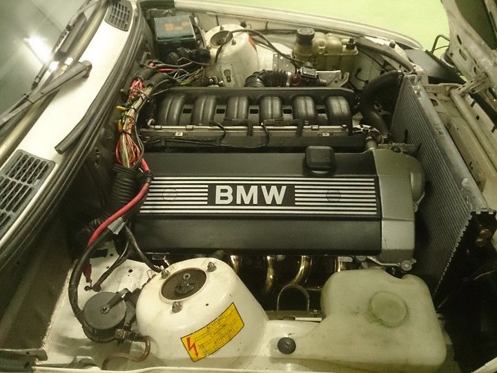 BMW E30 M52 swap 2.8