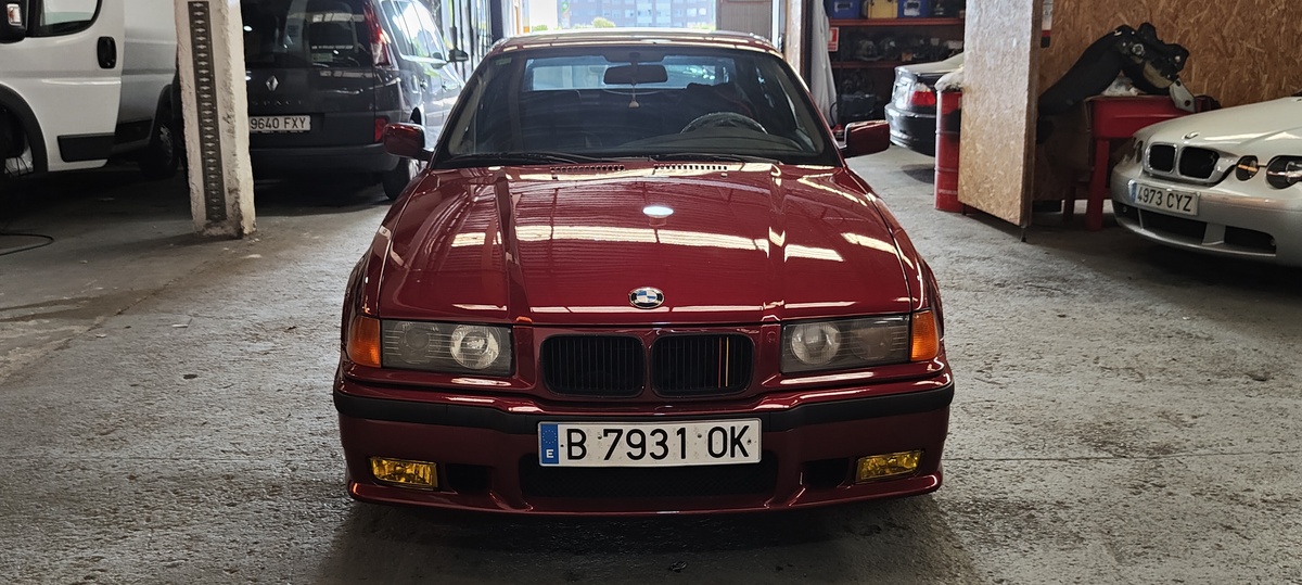 BMW E36 swap M54B30