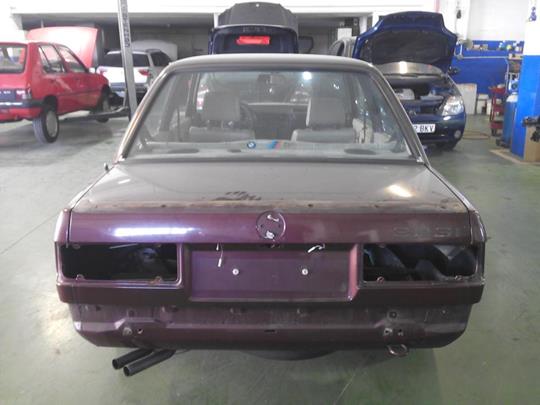 pintado bmw 323i e30