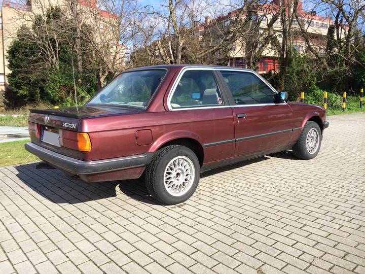 BMW 323i e30 m20